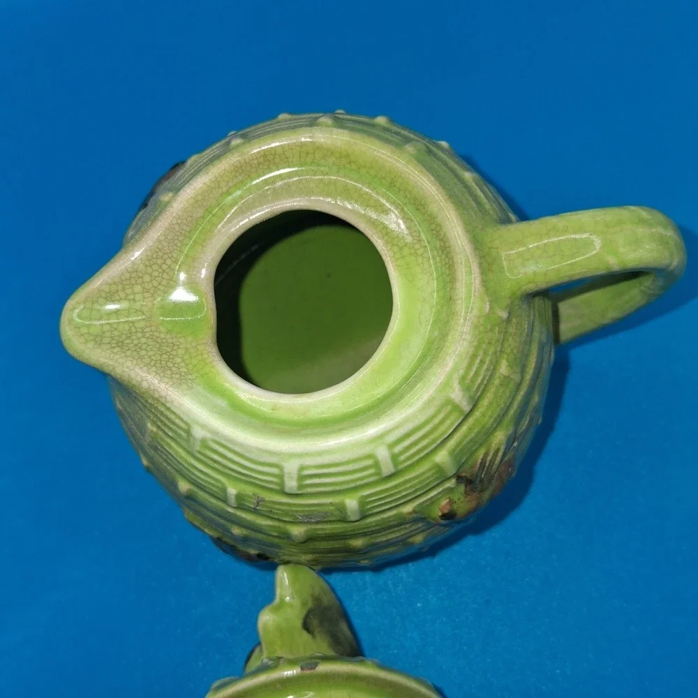 Vintage Green 3D Bee Creamer/Honey Pot Cottagecore Collectible Ceramic EUC